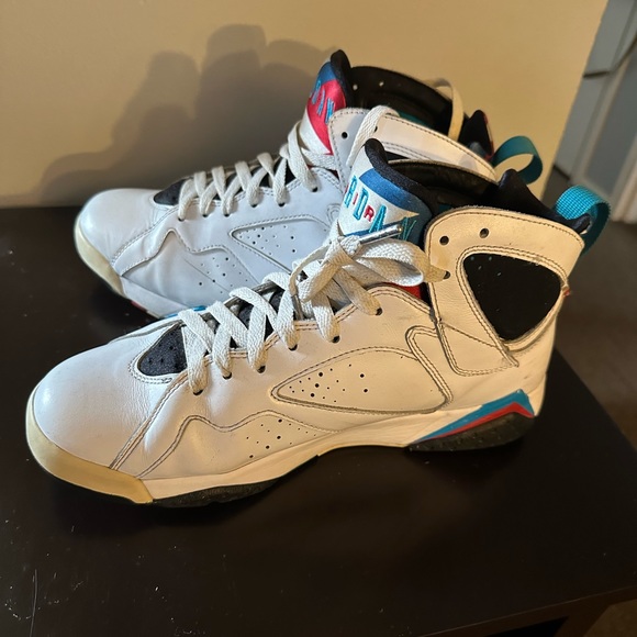 Jordan 7s size 9 - Picture 5 of 5
